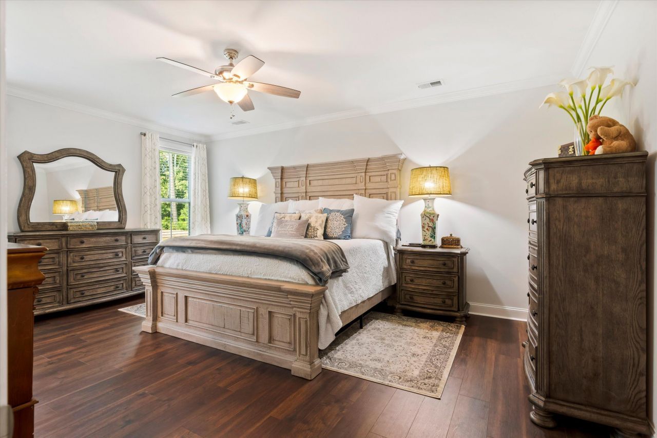 428 Eagleview Drive Photo 18