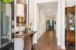 428 Eagleview Drive photo 4