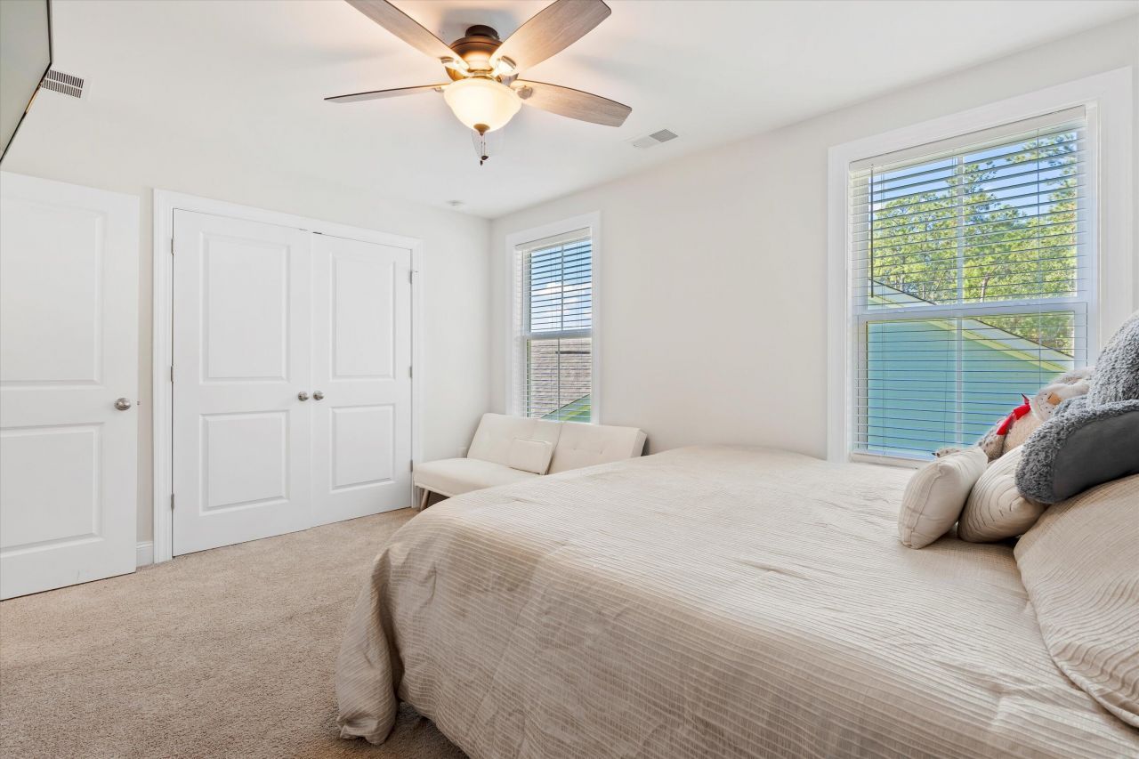 428 Eagleview Drive Photo 36