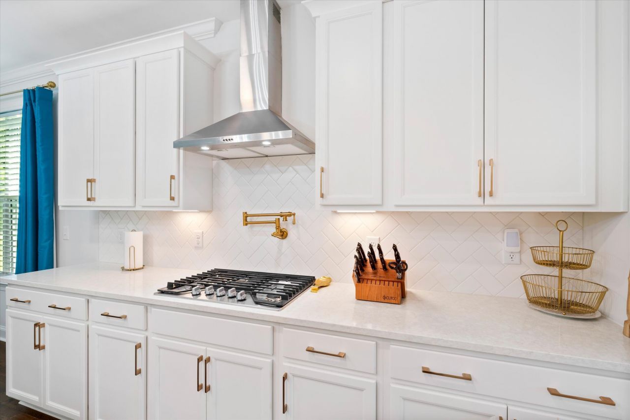 428 Eagleview Drive Photo 8