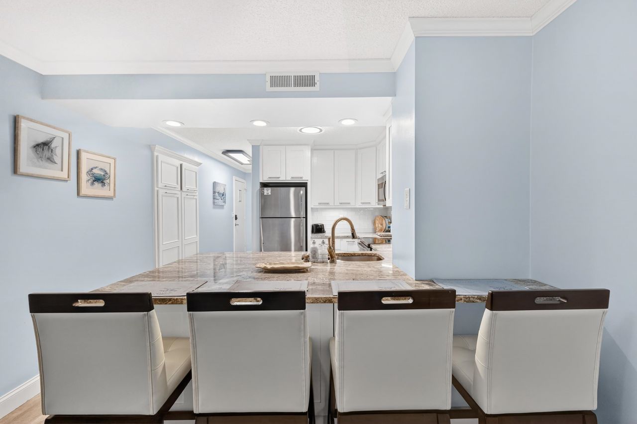 9581 Shore Dr. Photo 16