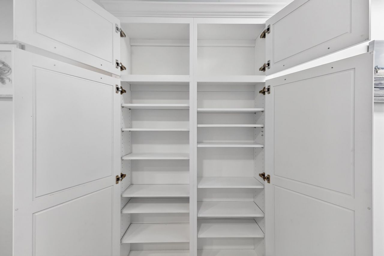 9581 Shore Dr. Photo 18