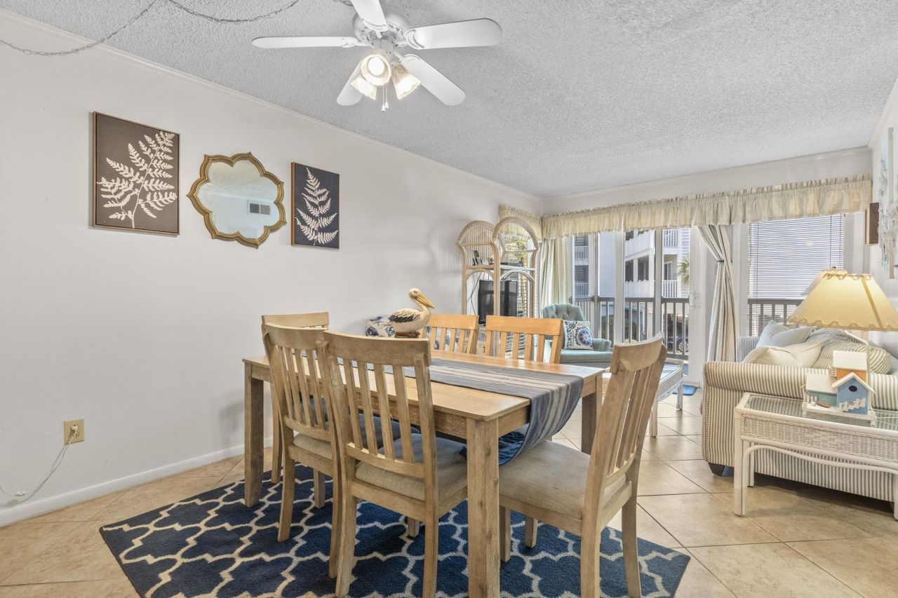 9570 Shore Dr. Photo 9