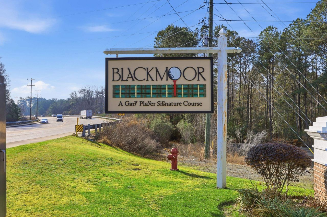 5810 Longwood Dr. Photo 25