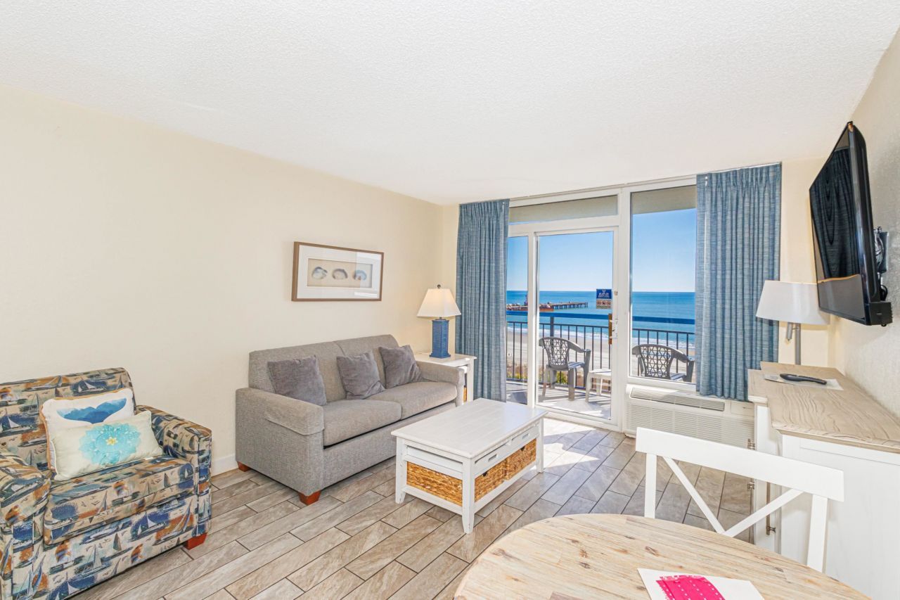 2300 N Ocean Blvd. Photo 10