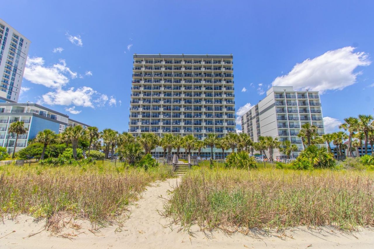 2300 N Ocean Blvd. Photo 40