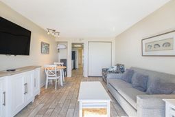 2300 N Ocean Blvd. photo 4