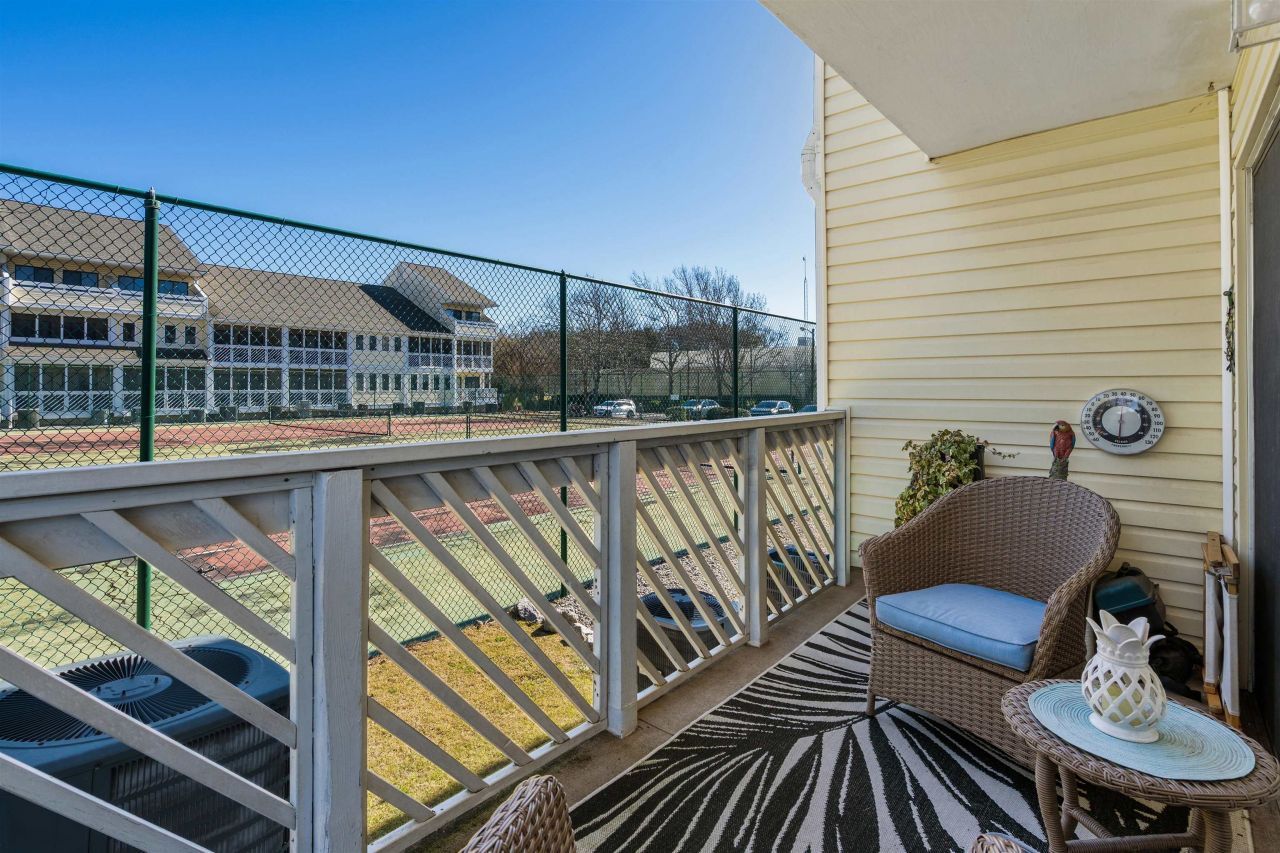 1100 Possum Trot Rd. Photo 22