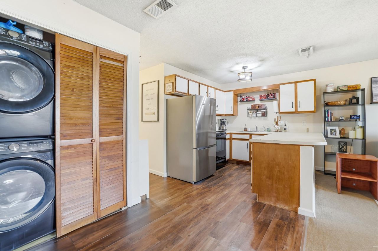 510 Fairwood Lakes Dr. Photo 13