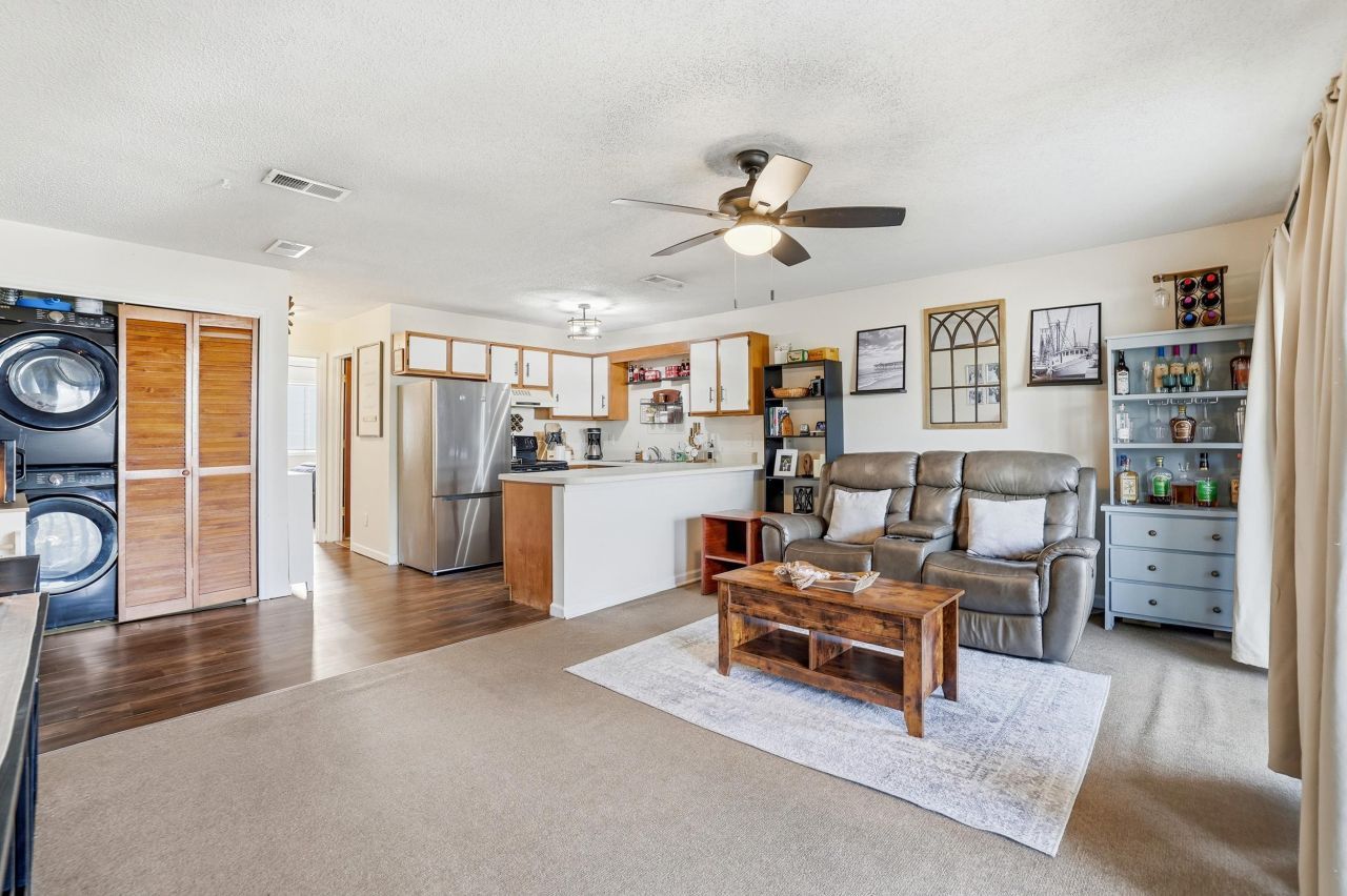 510 Fairwood Lakes Dr. Photo 15