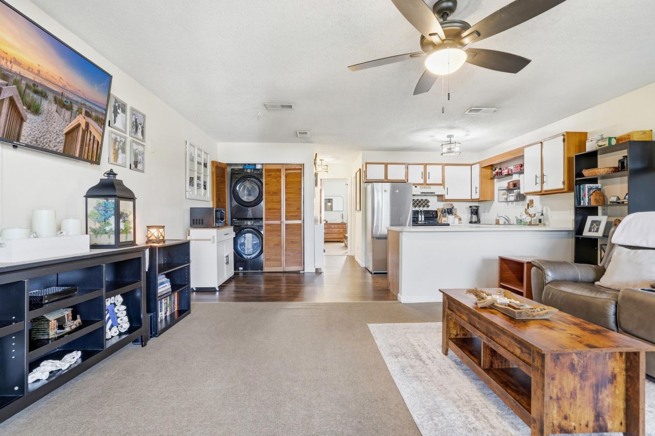 510 Fairwood Lakes Dr. Photo 17