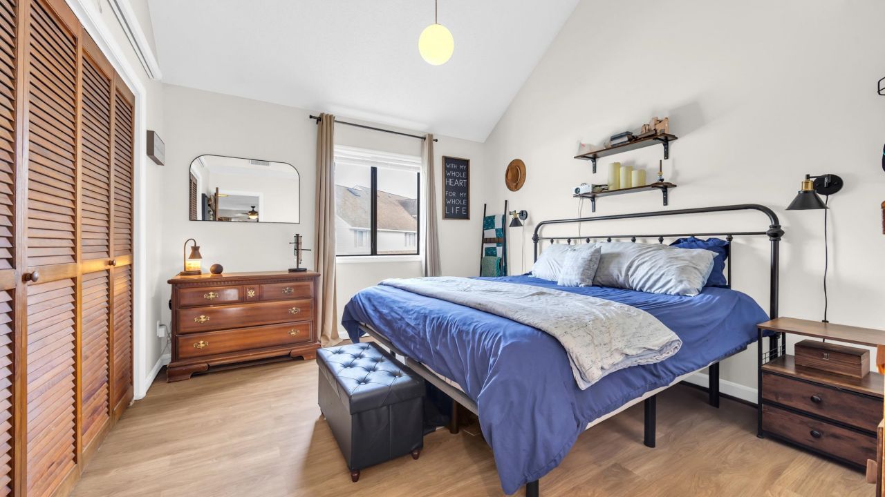 510 Fairwood Lakes Dr. Photo 6