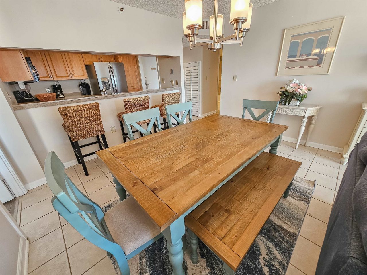 9820 Queensway Blvd. Photo 14