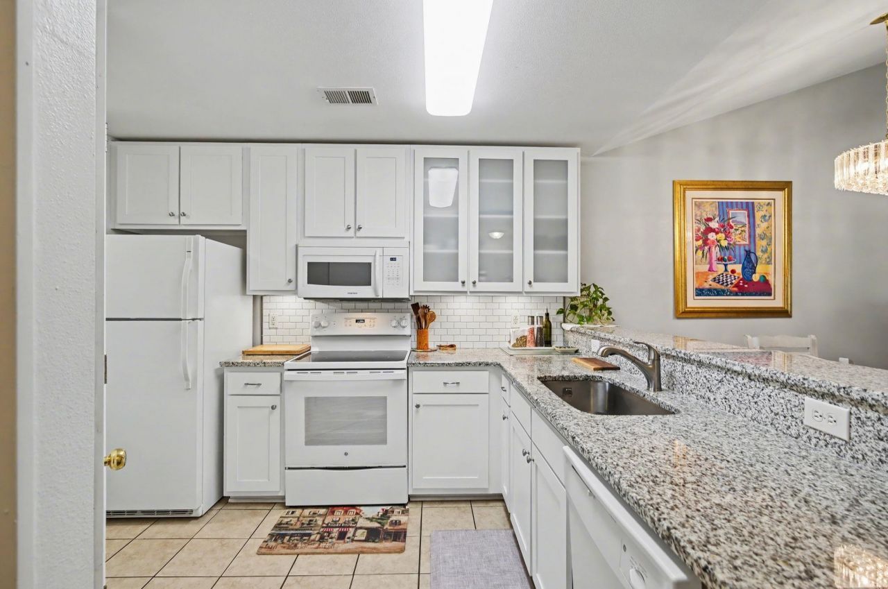 1250 River Oaks Dr. Photo 10