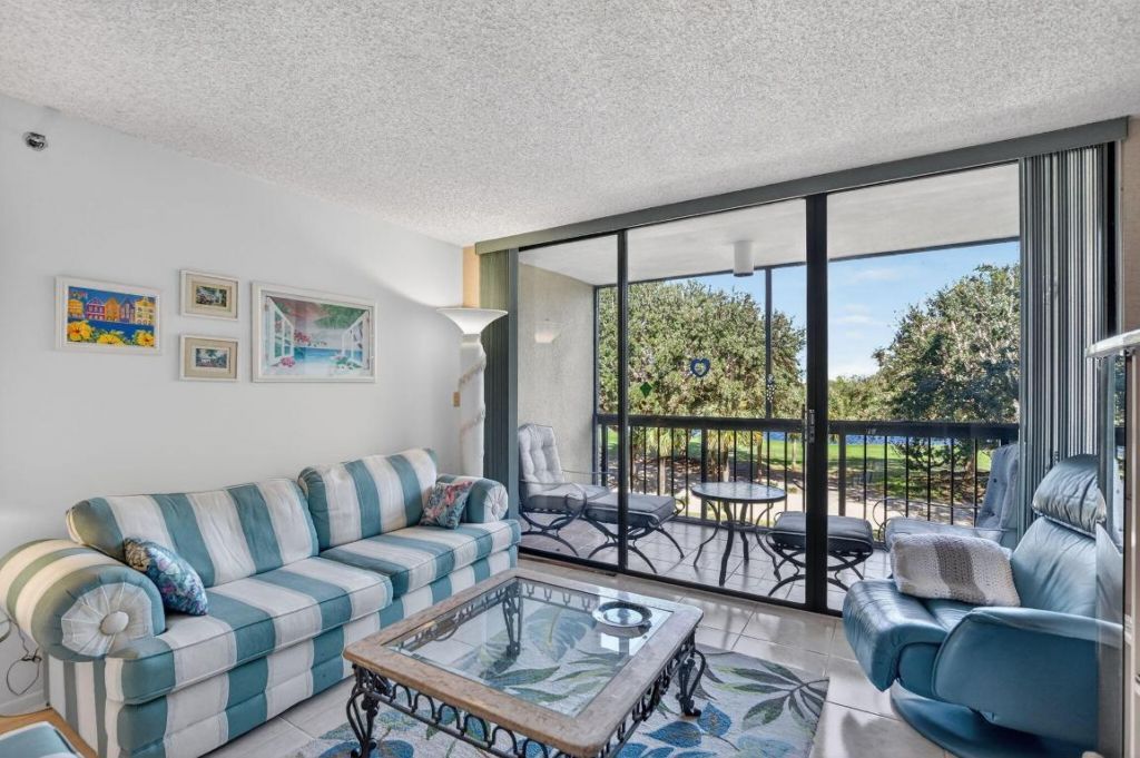 1736 Bridgewood Drive, Boca Raton, FL 33434 Photo