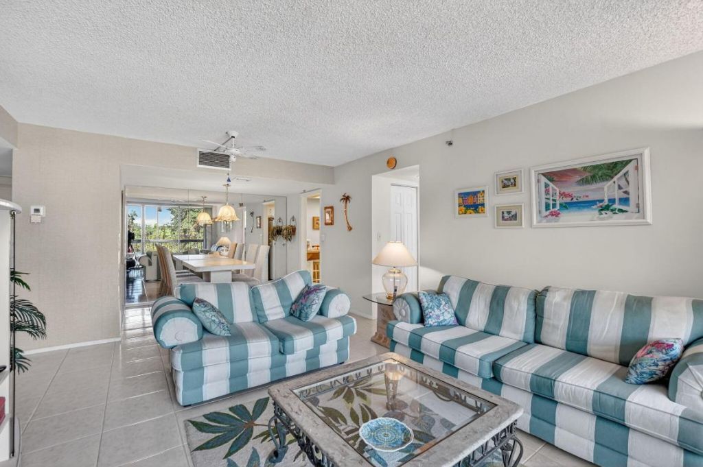 1736 Bridgewood Drive, Boca Raton, FL 33434 Photo