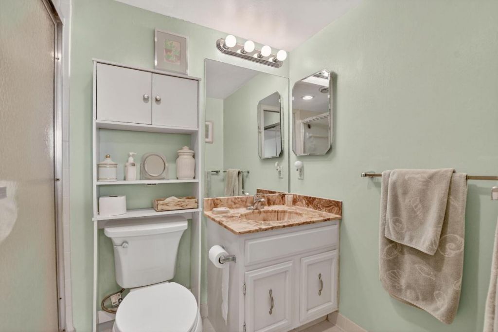 1736 Bridgewood Drive, Boca Raton, FL 33434 Photo