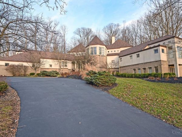 7510 Fernwood Drive, Amberley, OH 45237