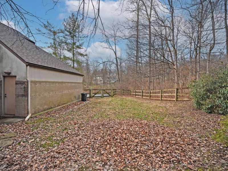 7510 Fernwood Drive, Amberley, OH 45237 Photo 81
