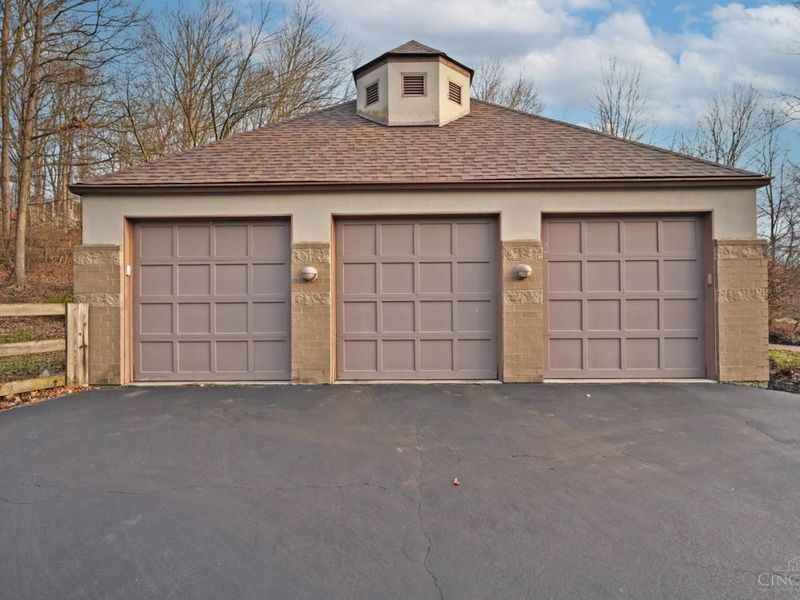 7510 Fernwood Drive, Amberley, OH 45237 Photo 83