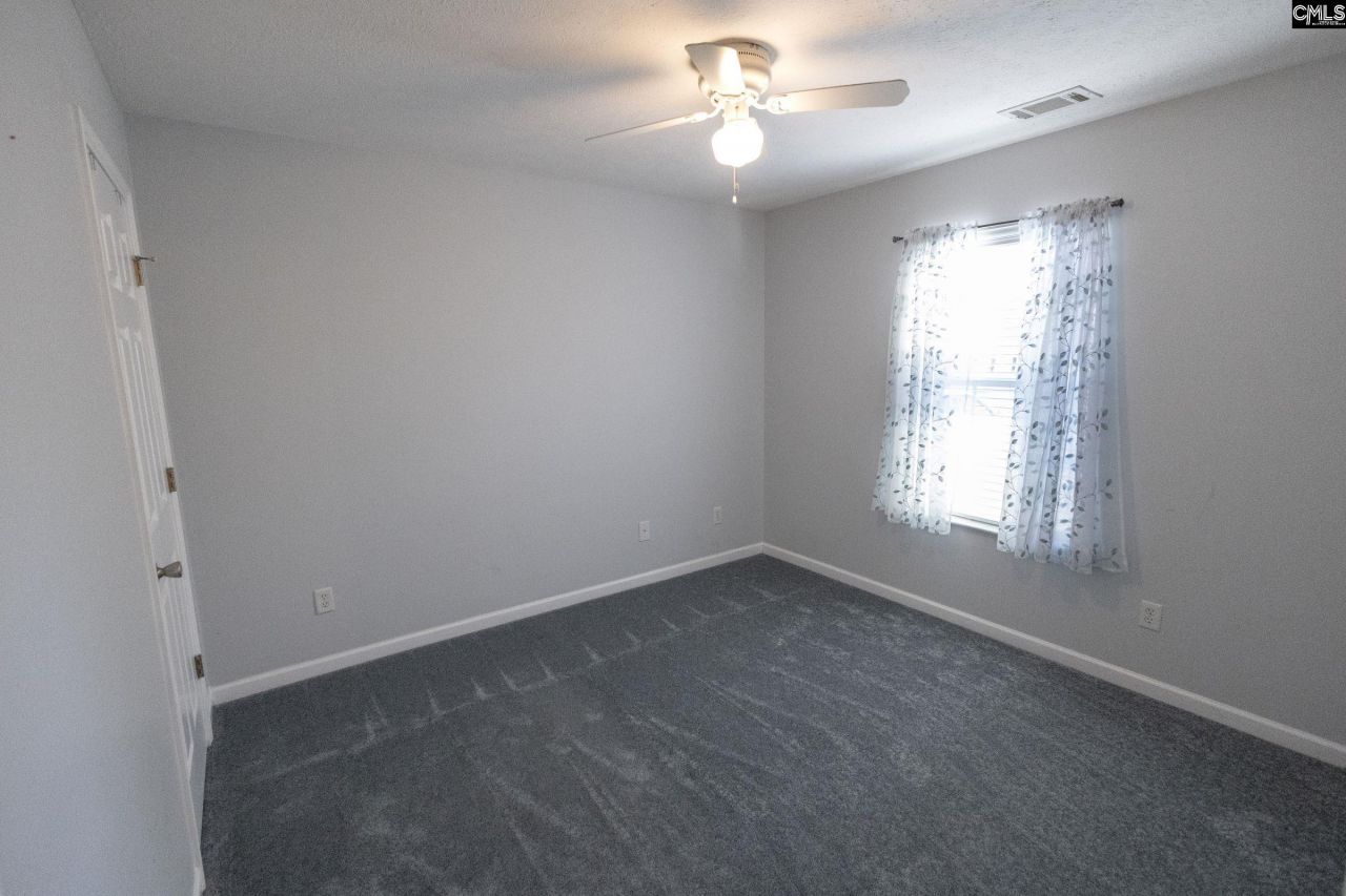 120 Deerchase Lane  Photo 16