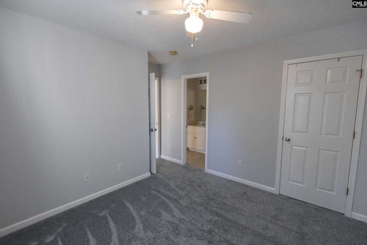 120 Deerchase Lane  Photo 17