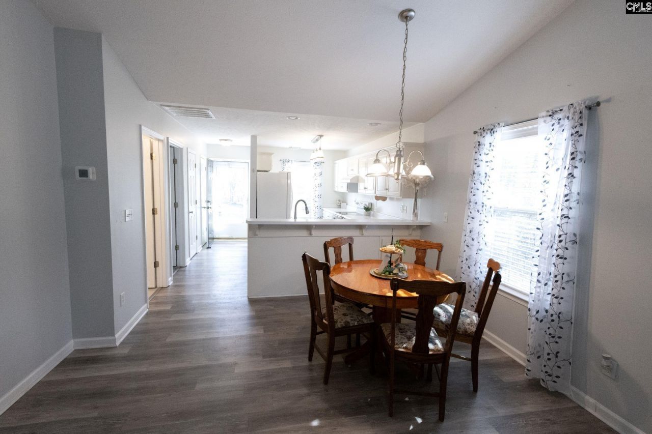 120 Deerchase Lane  Photo 6