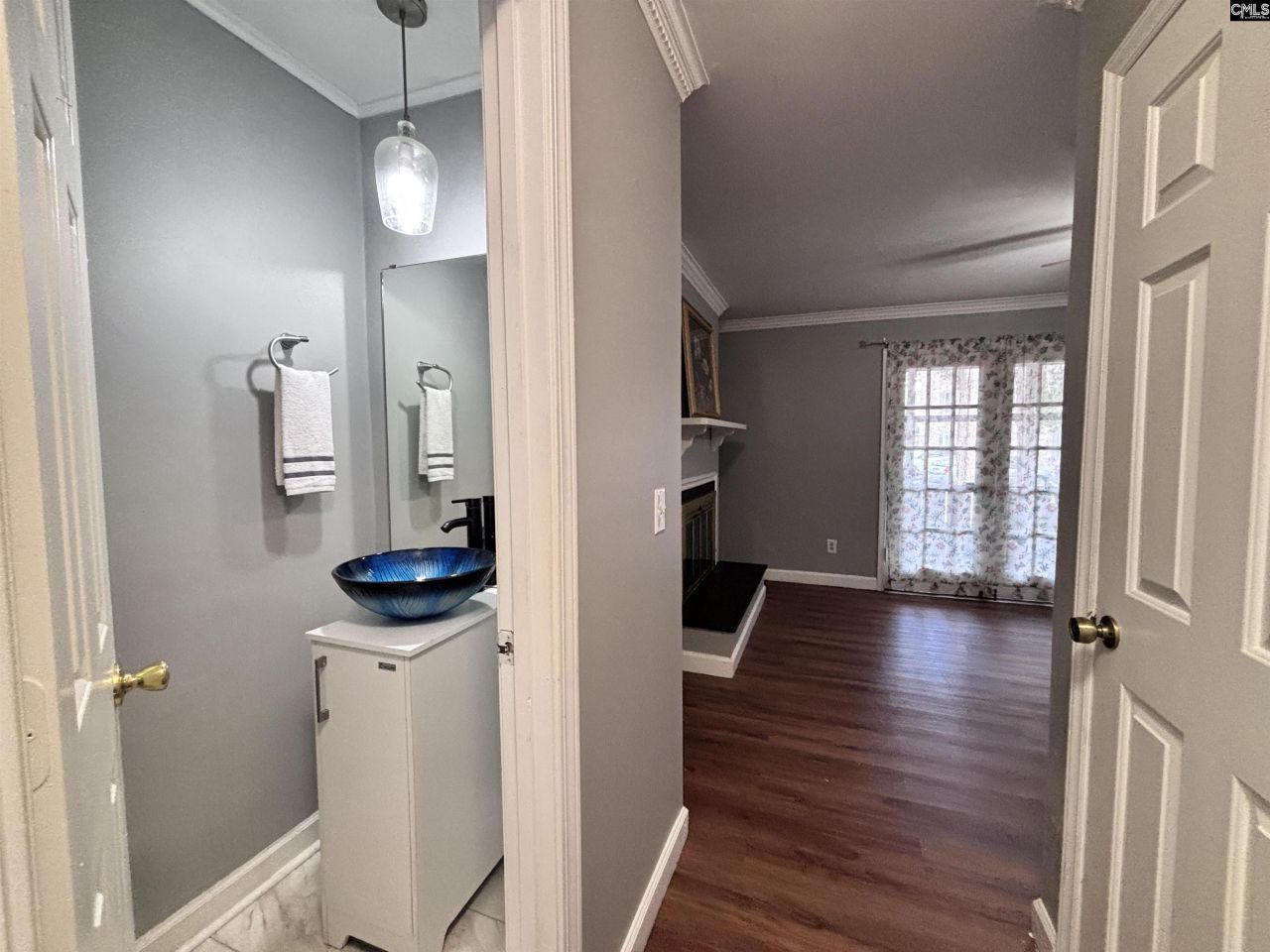 7602 Hunt Club Road Photo 11