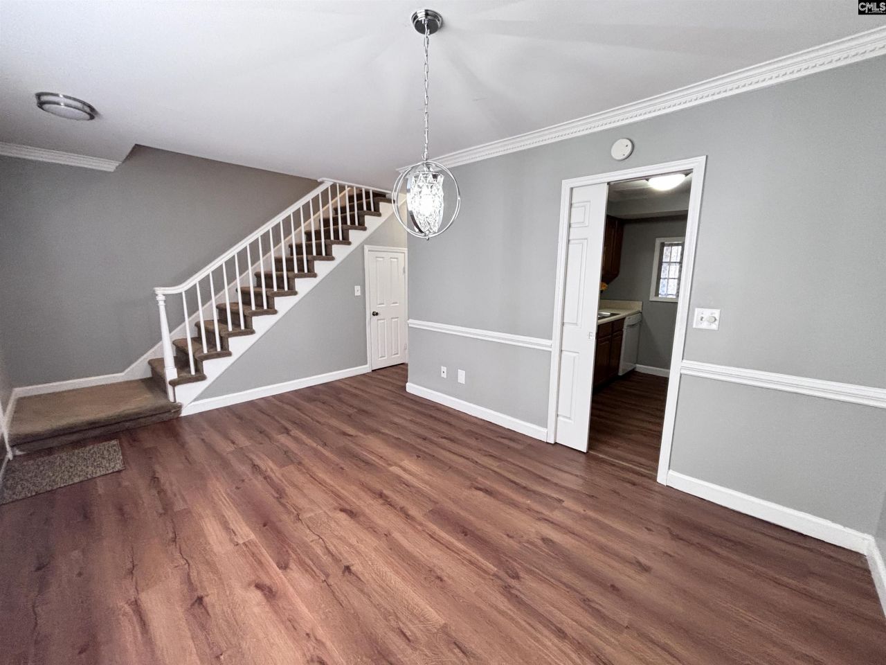 7602 Hunt Club Road Photo 4