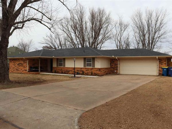 4912 W Country Club Drive, Stillwater, OK 74074