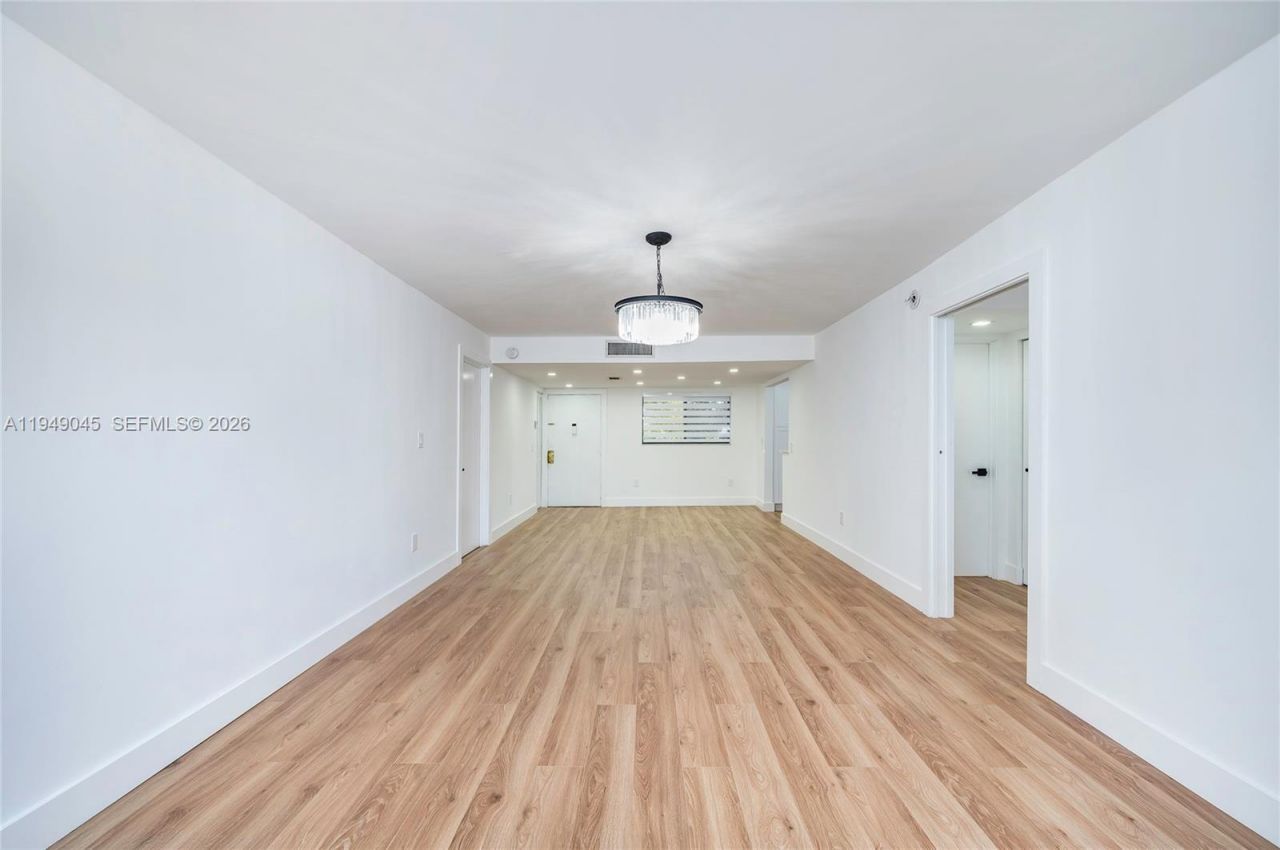 8415 SW 107th Ave, Unit 338W, Miami, FL 33173 Photo