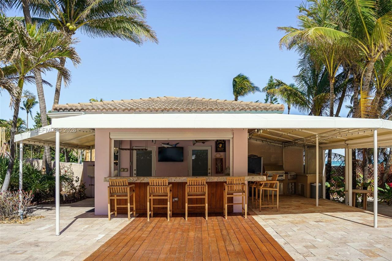 205 Ocean Blvd , Golden Beach, FL 33160 Photo