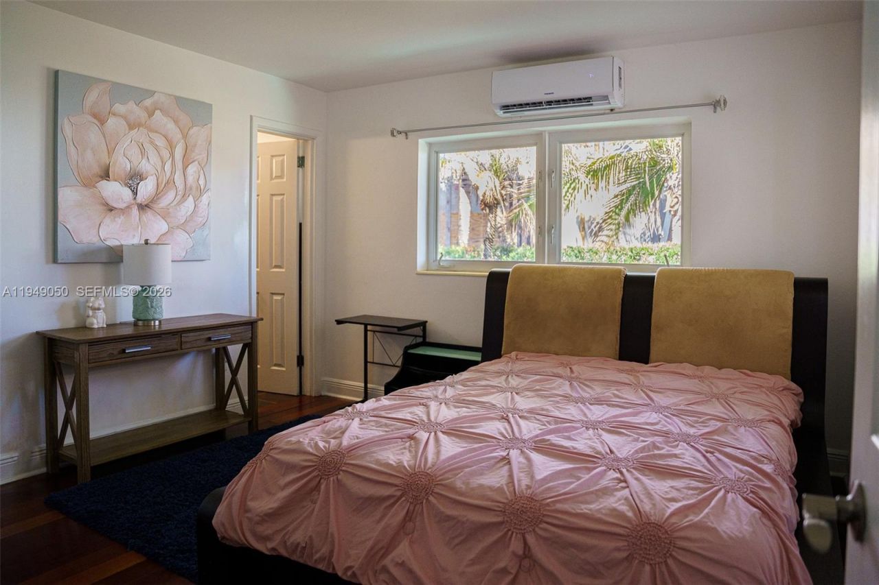 205 Ocean Blvd , Golden Beach, FL 33160 Photo