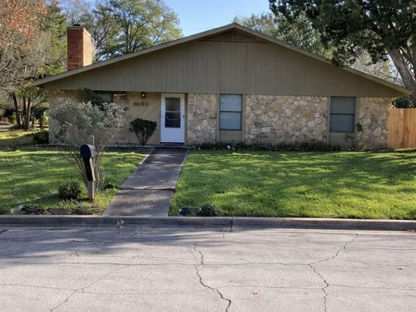 3000 Maple Hill Circle, Waco, TX 76708