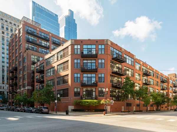 333 W HUBBARD Street, Unit 801, Chicago, IL 60654