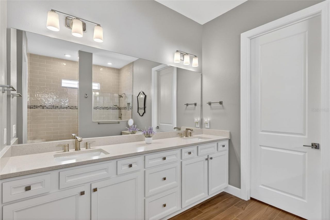 5470 Silverside Pine Court, Lakewood Ranch, FL 34211 Photo