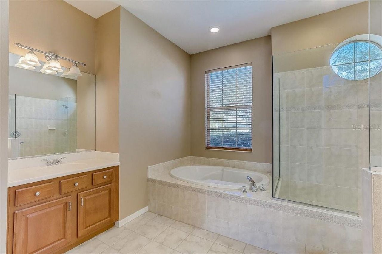 6214 Warbler Lane, Lakewood Ranch, FL 34202 Photo