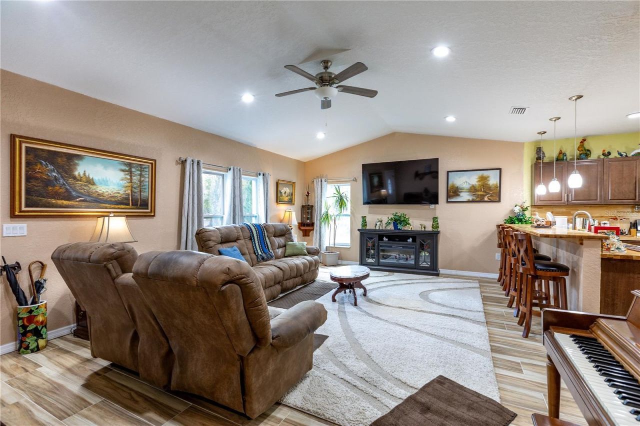 402 SE 709 Street, Old Town, FL 32680 Photo