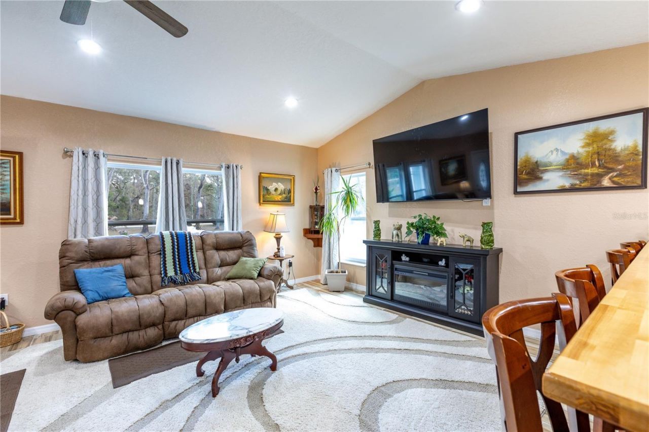 402 SE 709 Street, Old Town, FL 32680 Photo