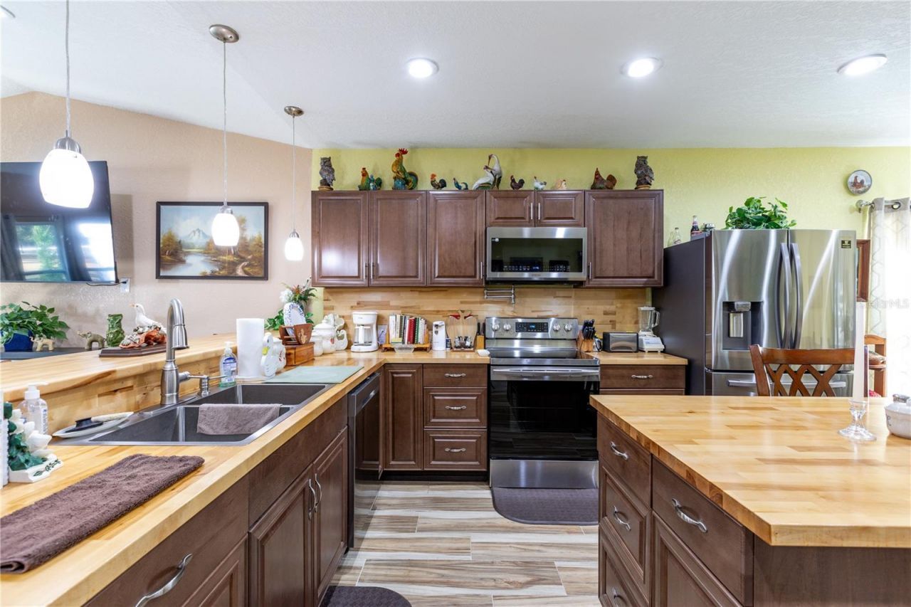 402 SE 709 Street, Old Town, FL 32680 Photo