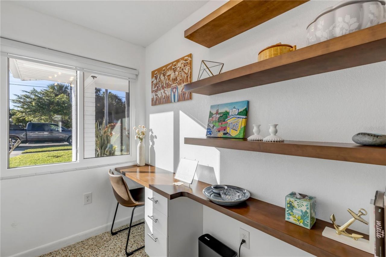 905 N Peninsula Avenue, New Smyrna Beach, FL 32169 Photo