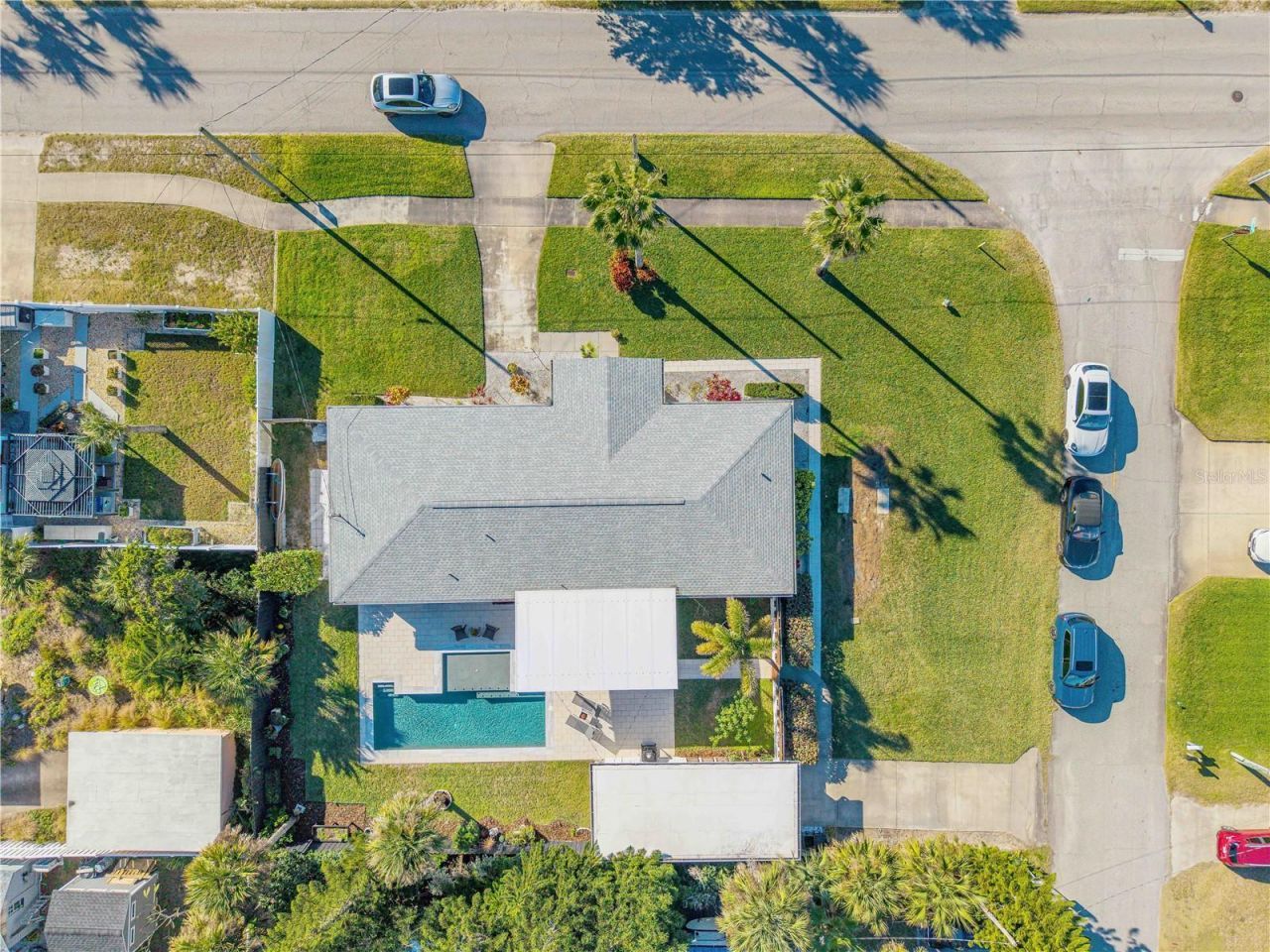 905 N Peninsula Avenue, New Smyrna Beach, FL 32169 Photo