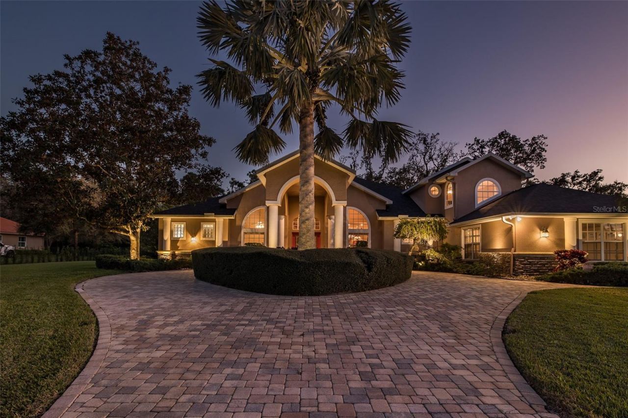 1226 Oak Meadow Point, New Port Richey, FL 34655 Photo