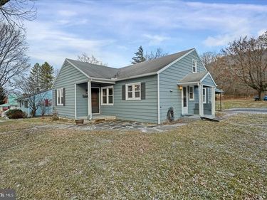 147 SUNSET AVENUE, PLEASANT GAP, PA 16823