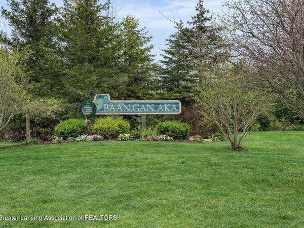 101 Daggertail Lane, Okemos, MI 48864