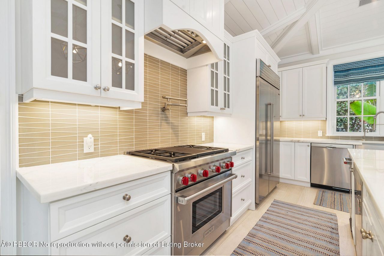 216 Sandpiper Drive, Palm Beach, FL 33480 Photo