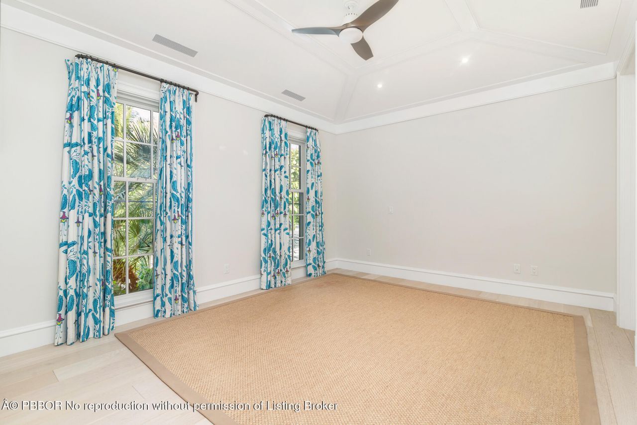 216 Sandpiper Drive, Palm Beach, FL 33480 Photo