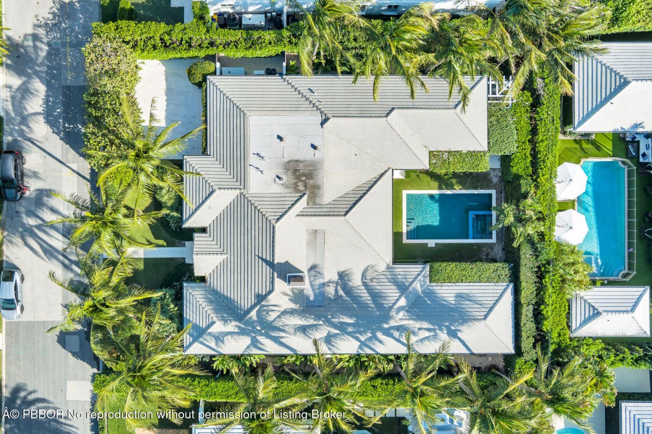 216 Sandpiper Drive, Palm Beach, FL 33480 Photo