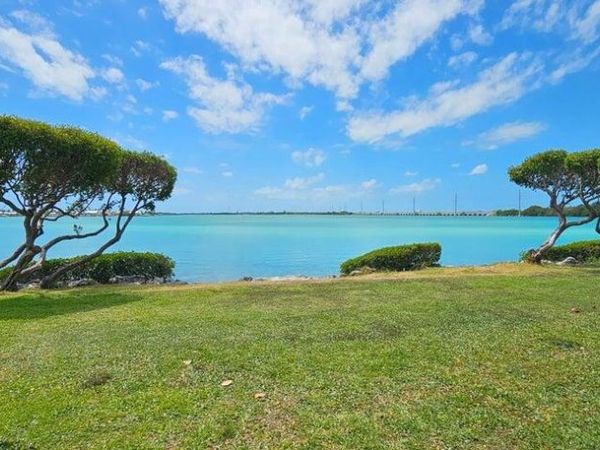 5022 Sunset Village Drive, Duck Key, FL 33050