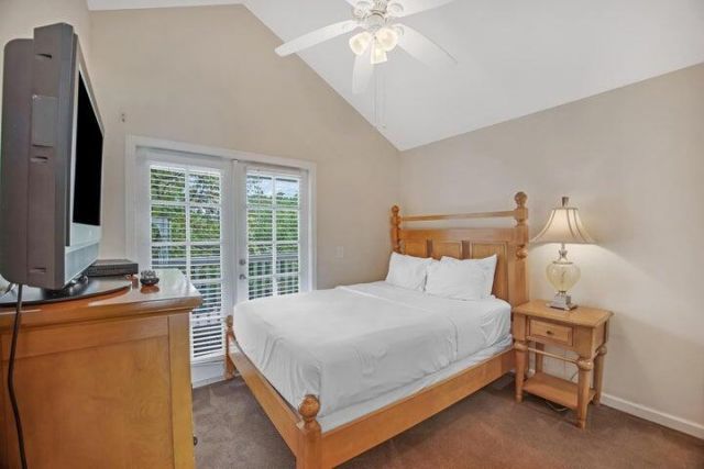 5022 Sunset Village Drive, Duck Key, FL 33050 Photo